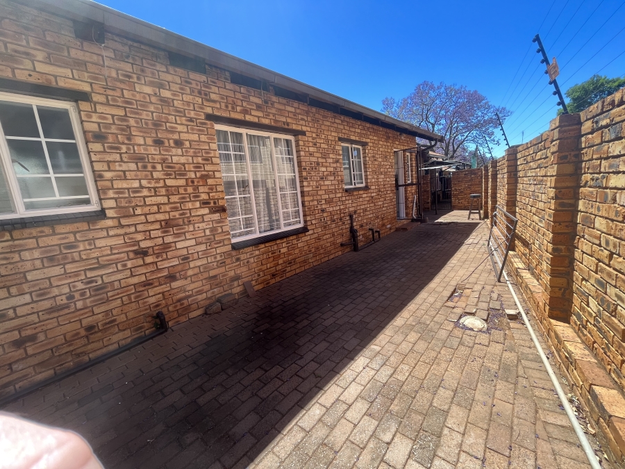 3 Bedroom Property for Sale in Safari Gardens North West